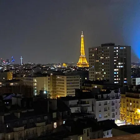Apartment Eiffel Tower View&pool